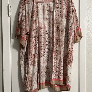 Preloved kimono fits Small/Medium multicolored abstract print